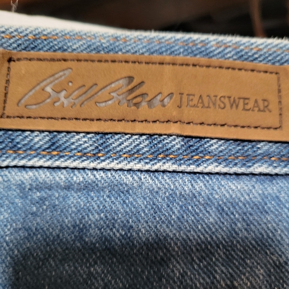 Bill Blass 5 Pocket Straigh Leg Jeans Size 12 - Picture 7 of 7